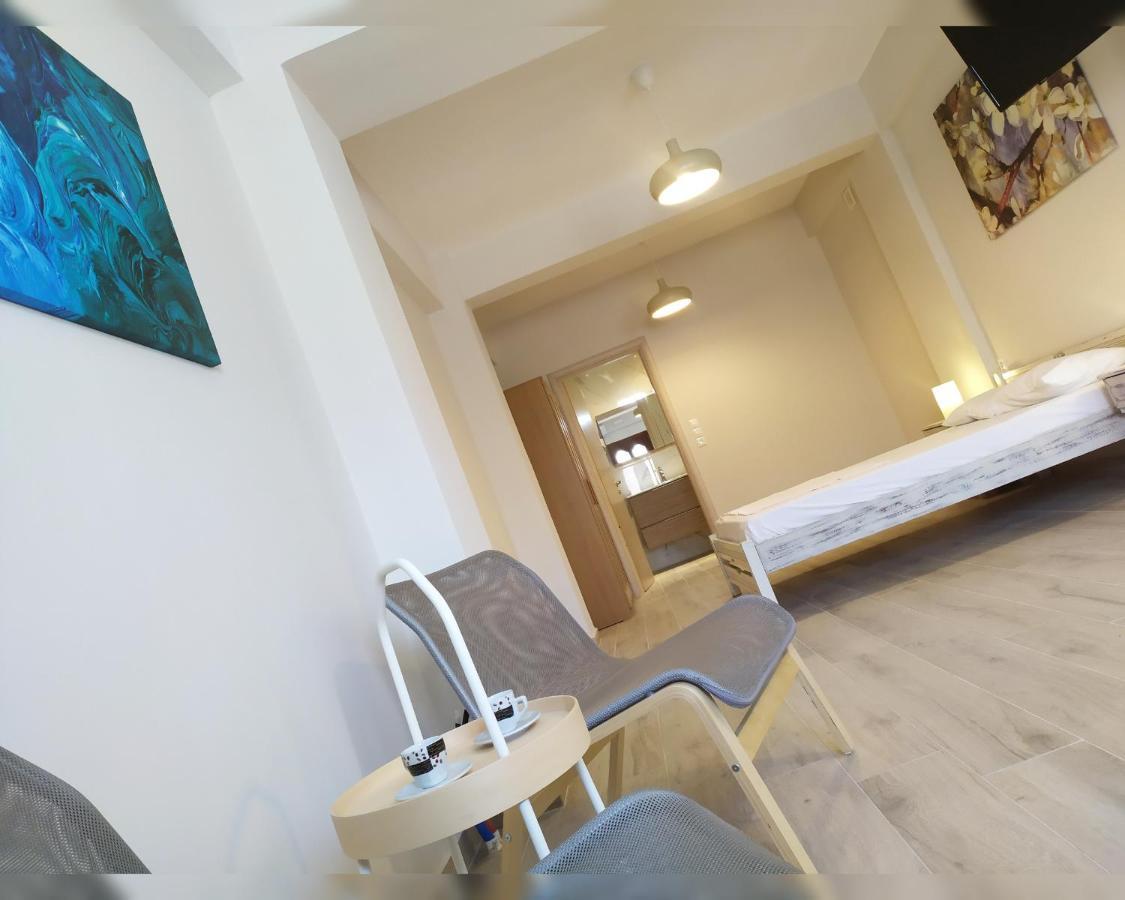 Elias Apartments Нидри Екстериор снимка