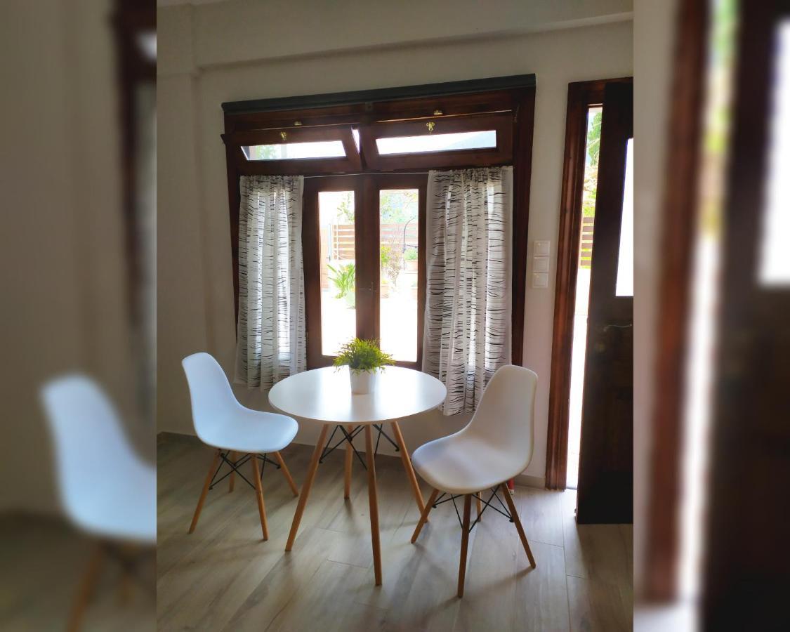 Elias Apartments Нидри Екстериор снимка