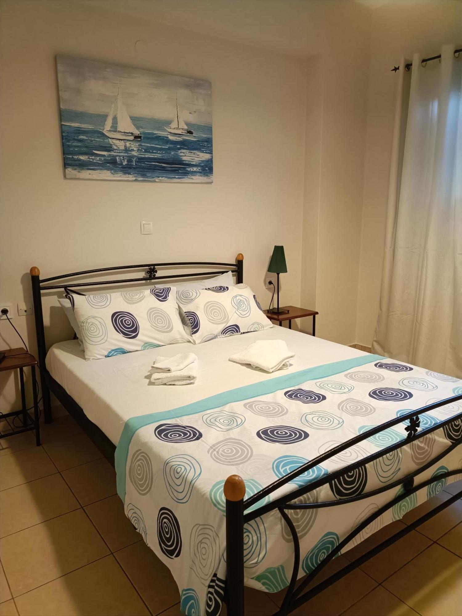 Elias Apartments Нидри Екстериор снимка