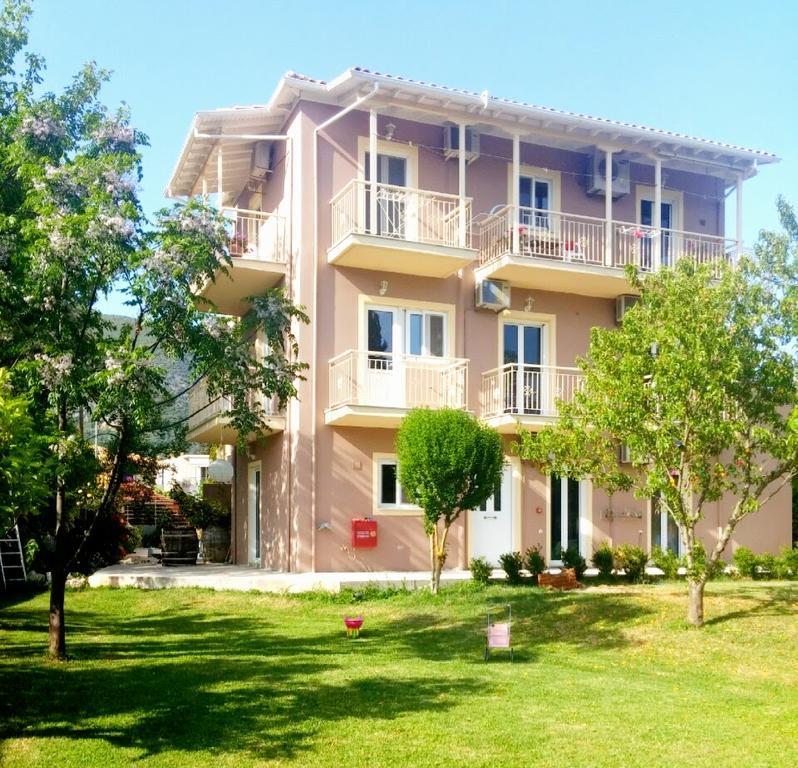 Elias Apartments Нидри Екстериор снимка