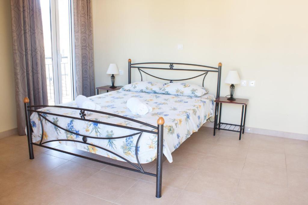 Elias Apartments Нидри Екстериор снимка